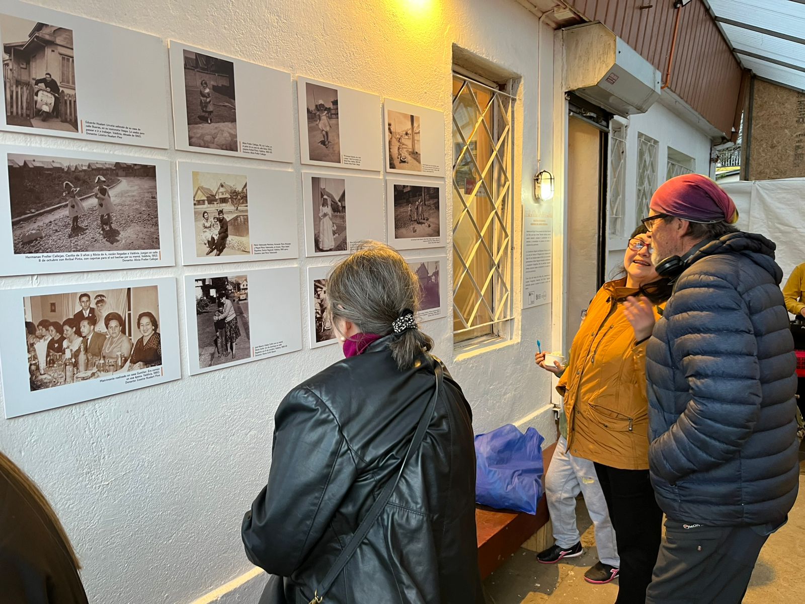 Vecinas y vecinos del Barrio Regional de Valdivia elaboran y comparten sus memorias Vecinas y vecinos del Barrio Regional de Valdivia elaboran y comparten sus memorias