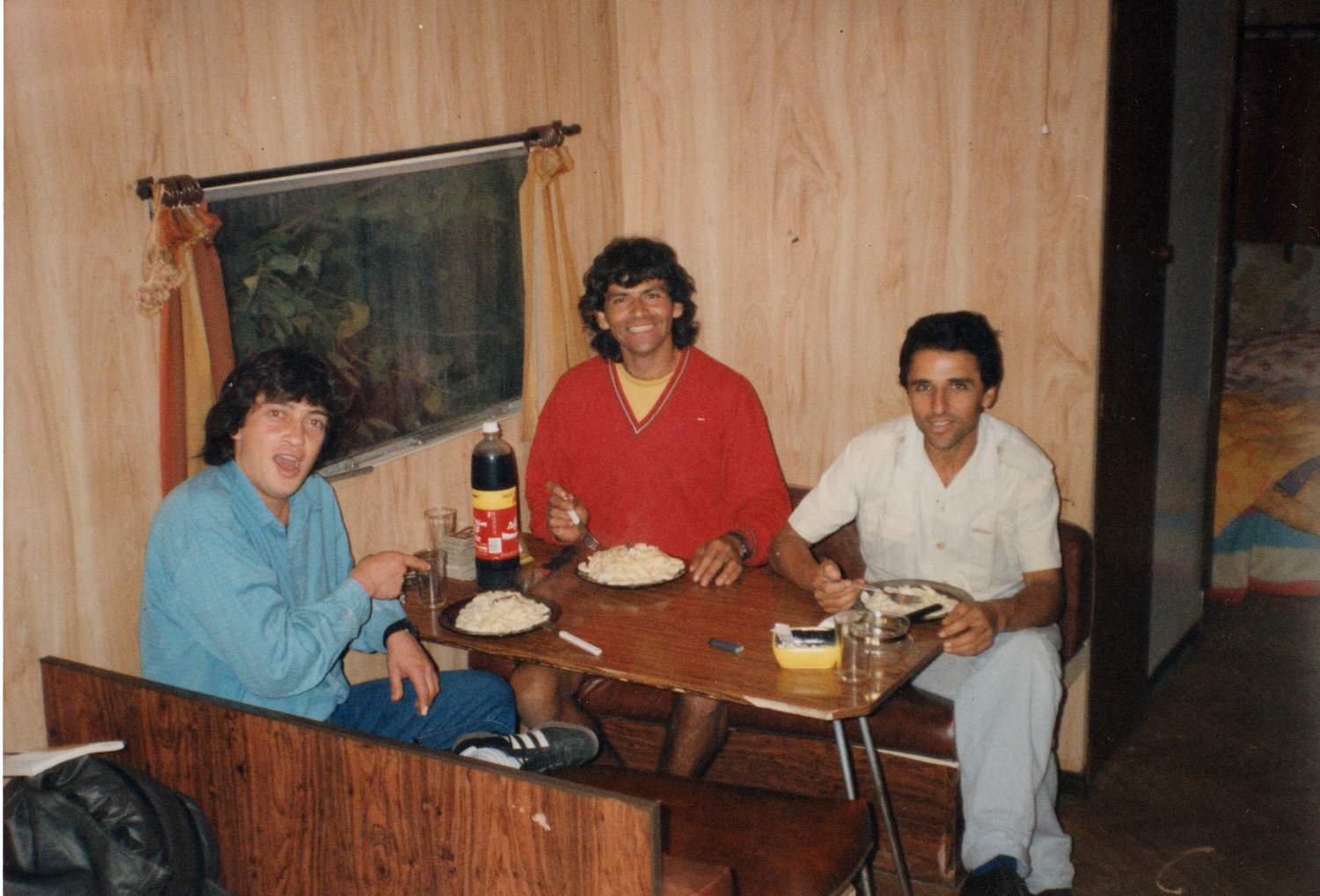 Almuerzo con amigos Almuerzo con amigos