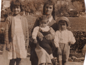 Leonor y sus hijos