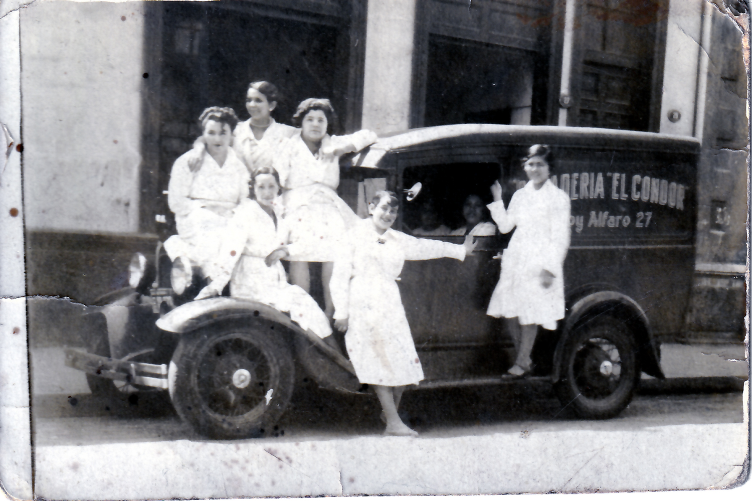 Compañeras de trabajo Compañeras de trabajo