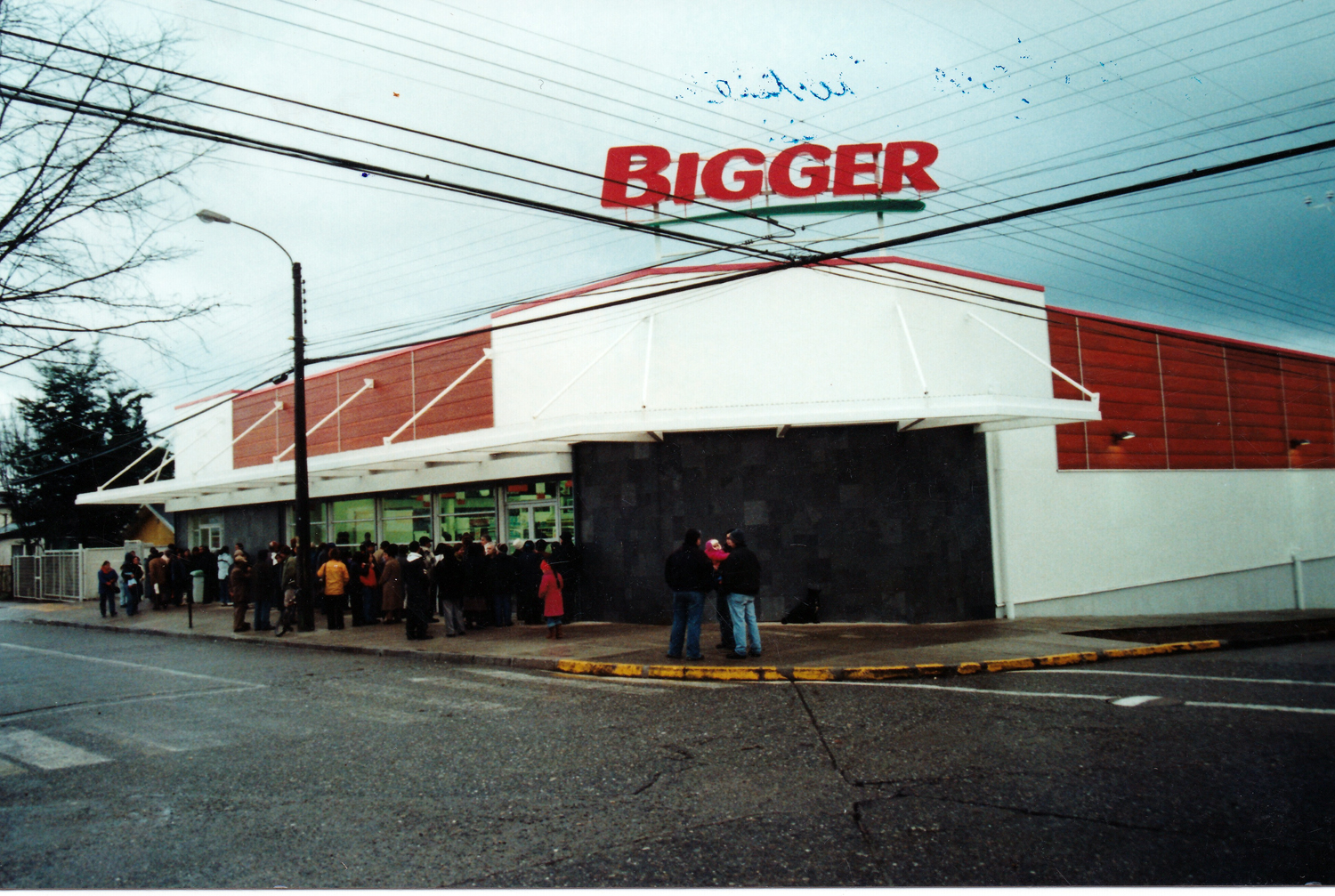 Apertura supermercado Bigger Apertura supermercado Bigger