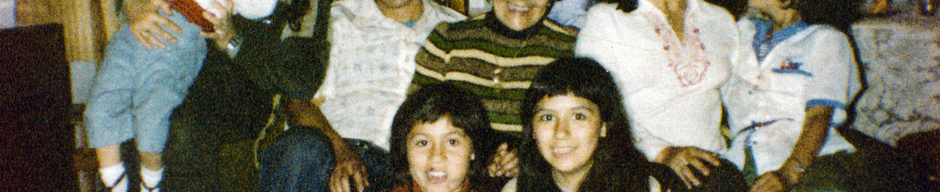 Elena Quintana con sus nietos
