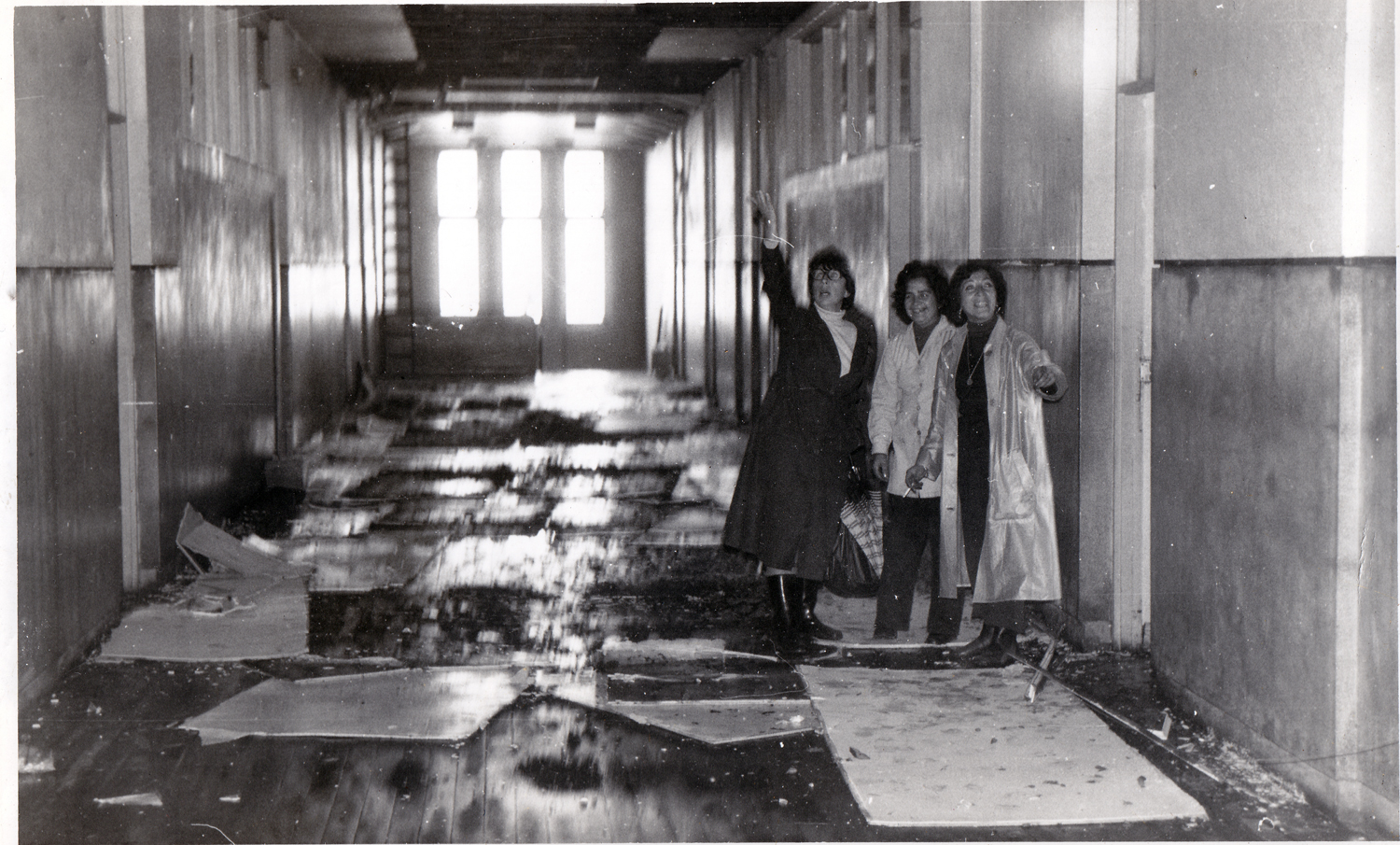 Inundación en Liceo de niñas Inundación en Liceo de niñas