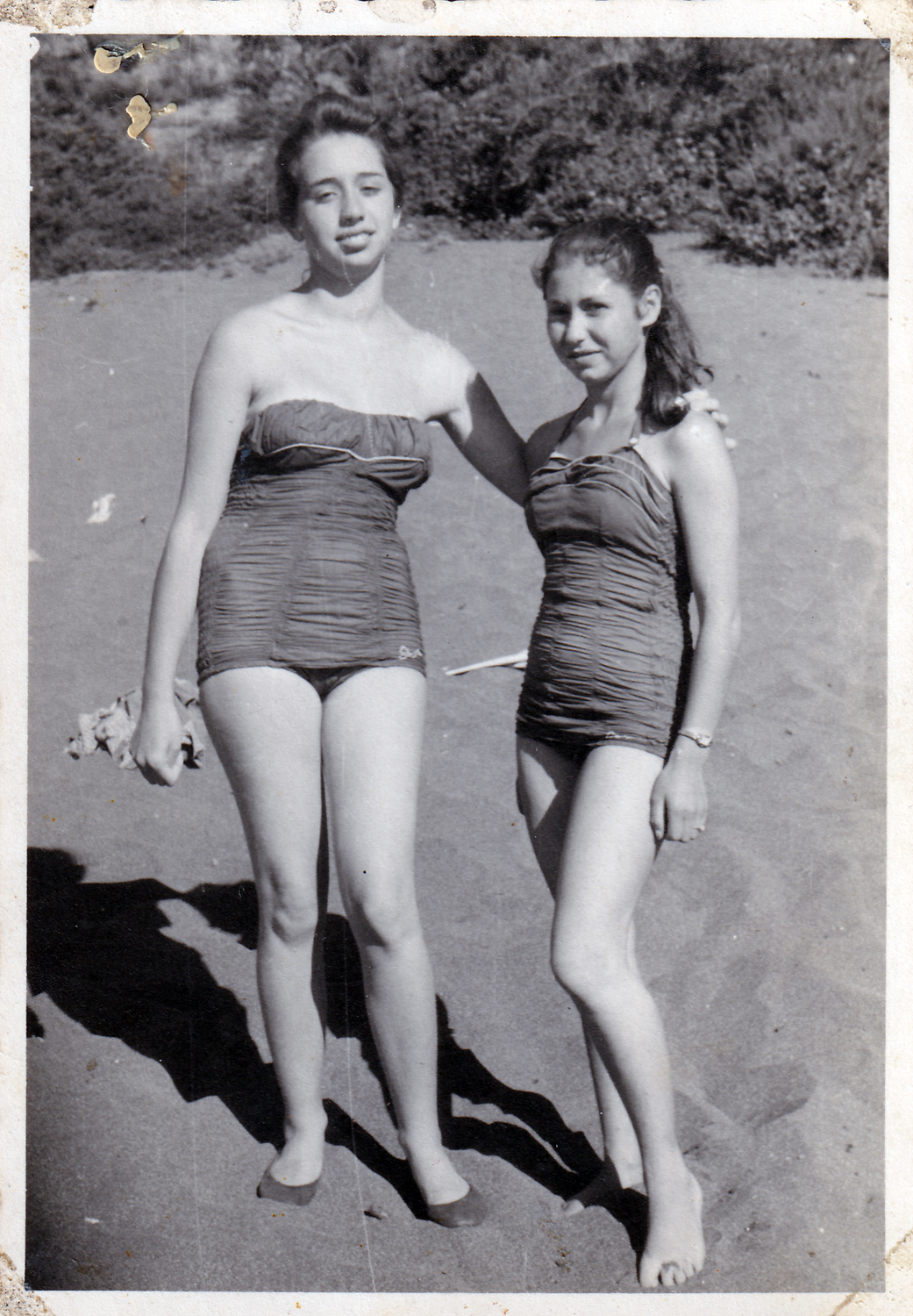 Amigas en la playa Amigas en la playa