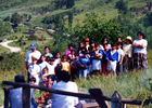 Esperando el asado de cordero