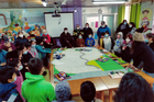Mapa textil en la Escuela Angachilla