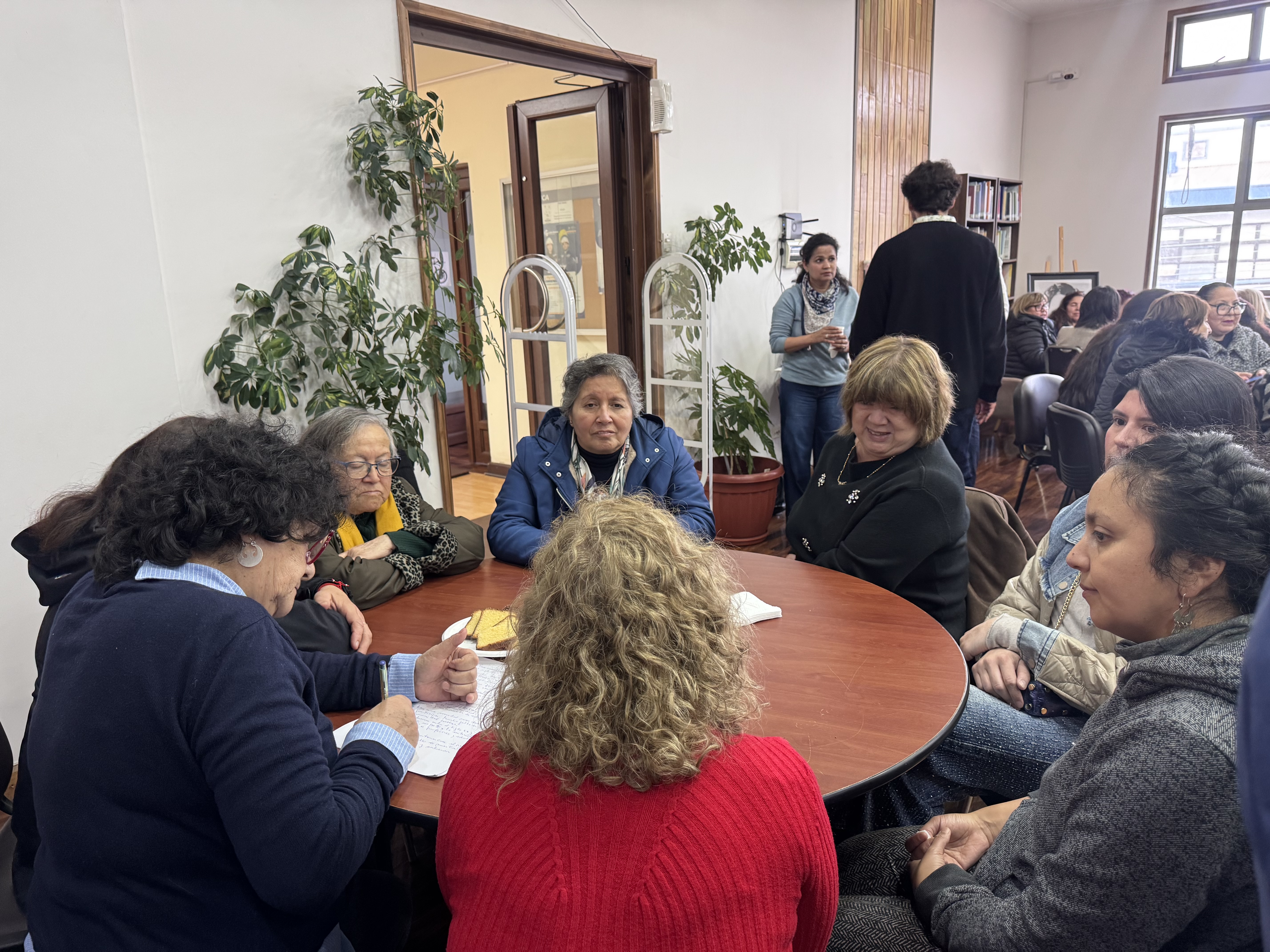 Mujeres de Lota protagonizan primer encuentro comunitario de Memorias del Siglo XX en el Biobío Mujeres de Lota protagonizan primer encuentro comunitario de Memorias del Siglo XX en el Biobío