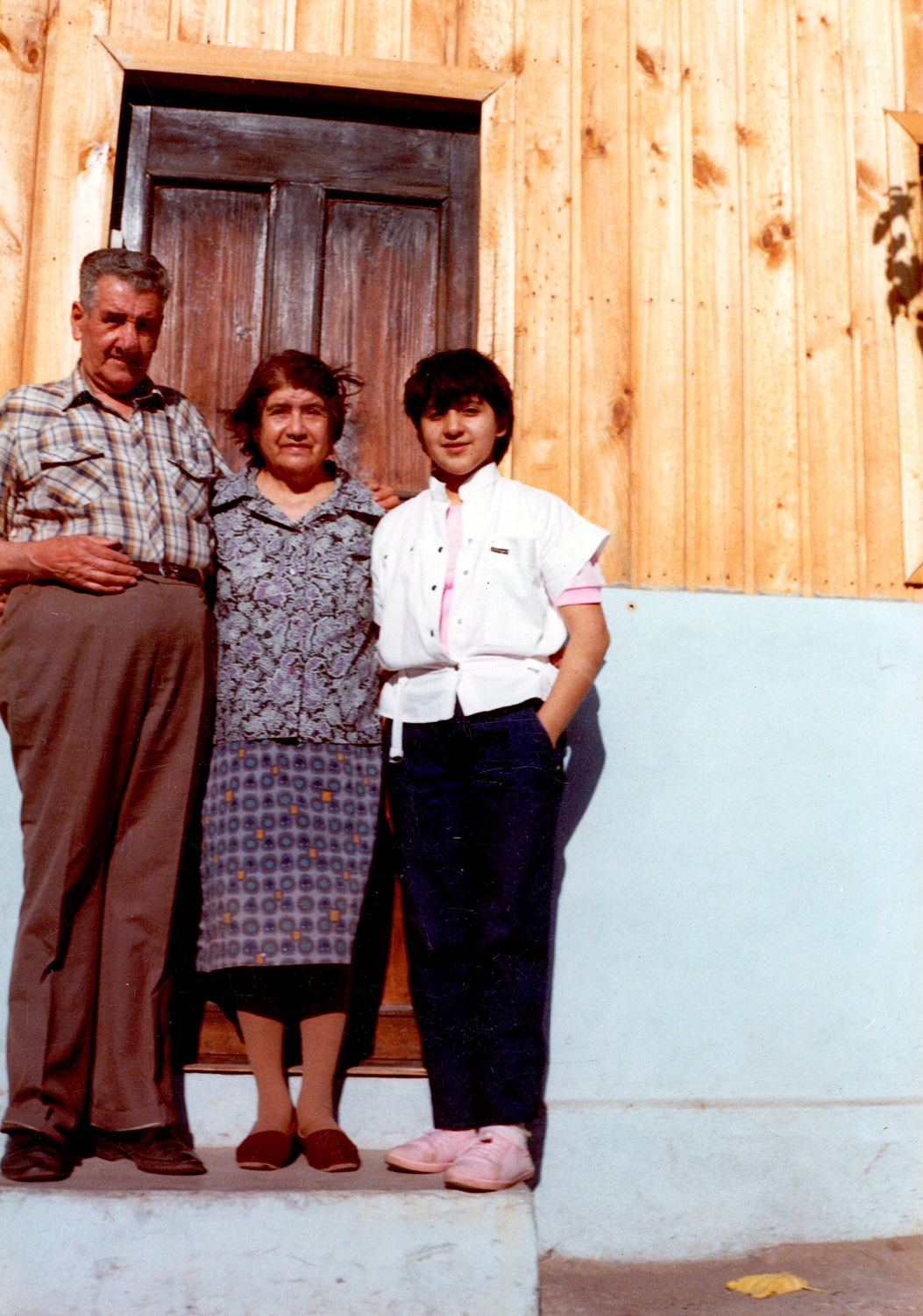 Con mis abuelos paternos Con mis abuelos paternos