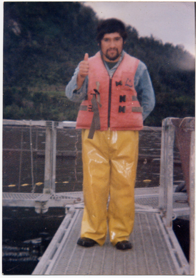 Trabajador de salmonera Trabajador de salmonera