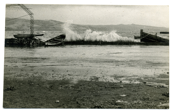 Marejadas en el muelle Marejadas en el muelle