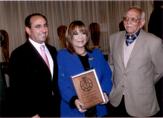 Homenaje a Palmenia Pizarro Homenaje a Palmenia Pizarro
