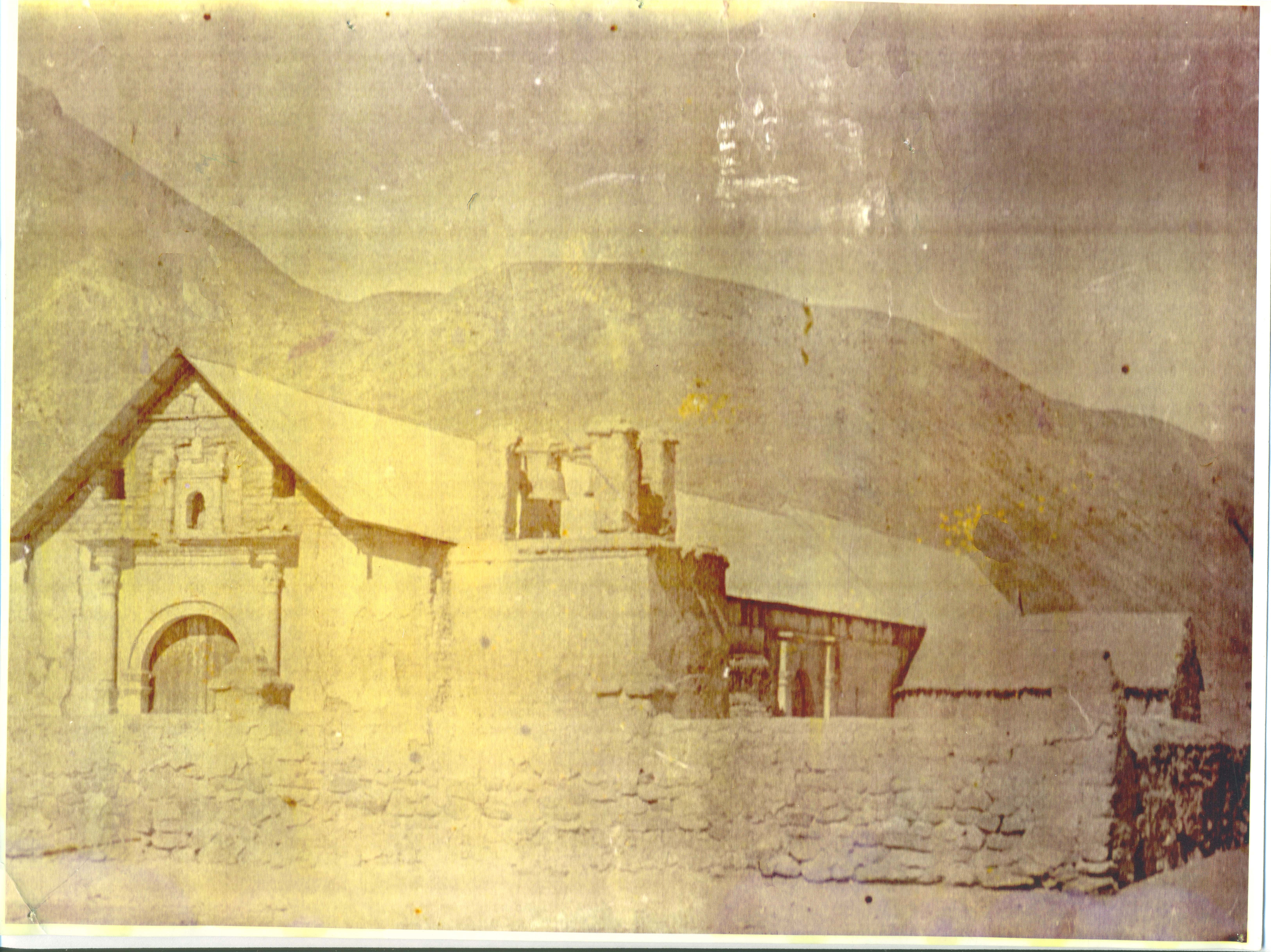 Iglesia de Camiña Iglesia de Camiña