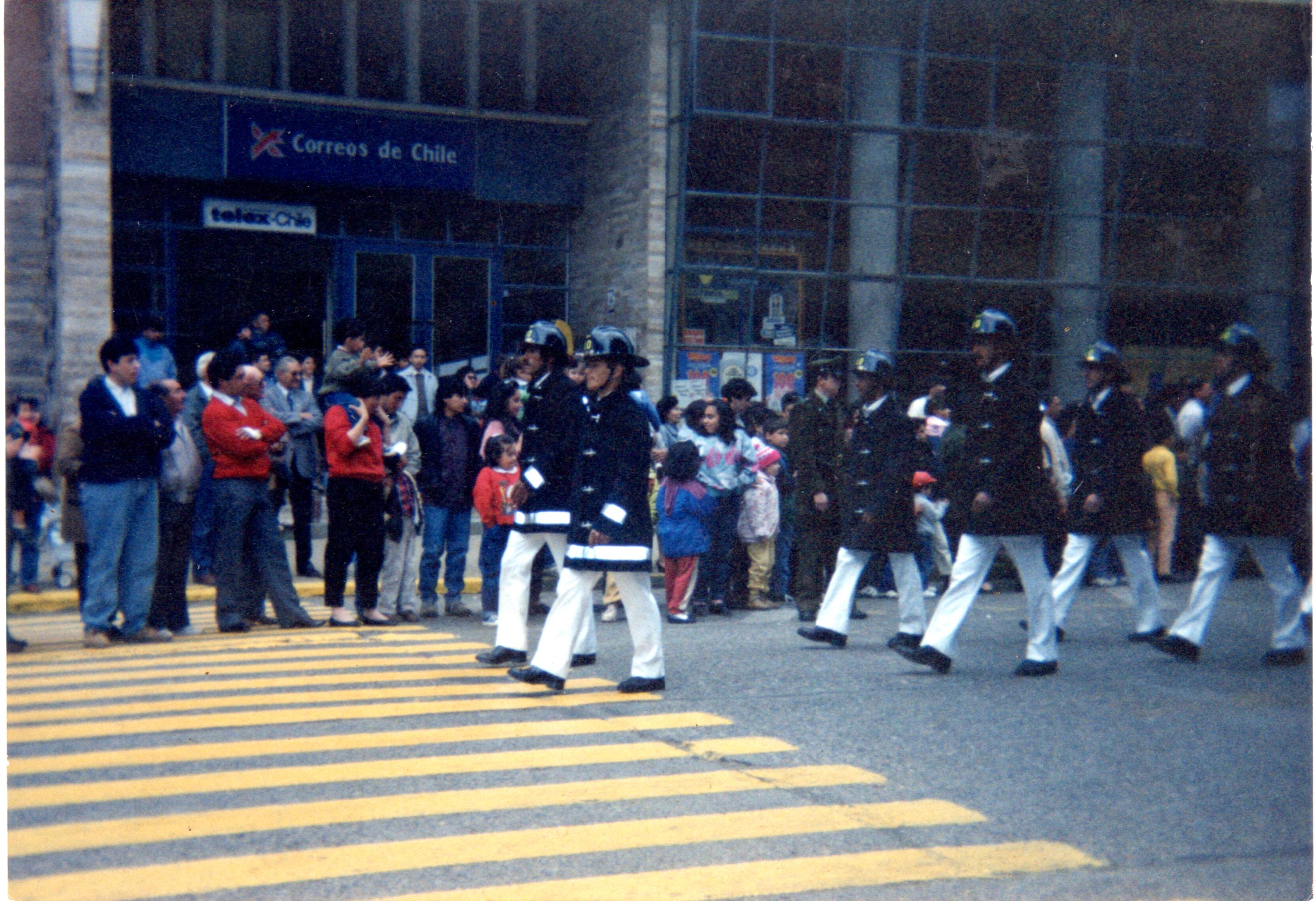 Desfile de la 10º Compañía de Bomberos Desfile de la 10º Compañía de Bomberos
