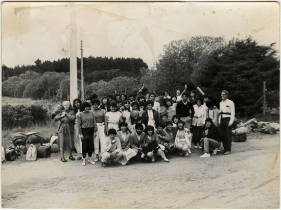 Encuentro Nacional del Movimiento Apostólico de adolescentes y Niños (MOANI). El Quisco. Marzo de 1985. Donado por Patricia López y Vicente Arenas. Encuentro Nacional del Movimiento Apostólico de adolescentes y Niños (MOANI). El Quisco. Marzo de 1985. Donado por Patricia López y Vicente Arenas.