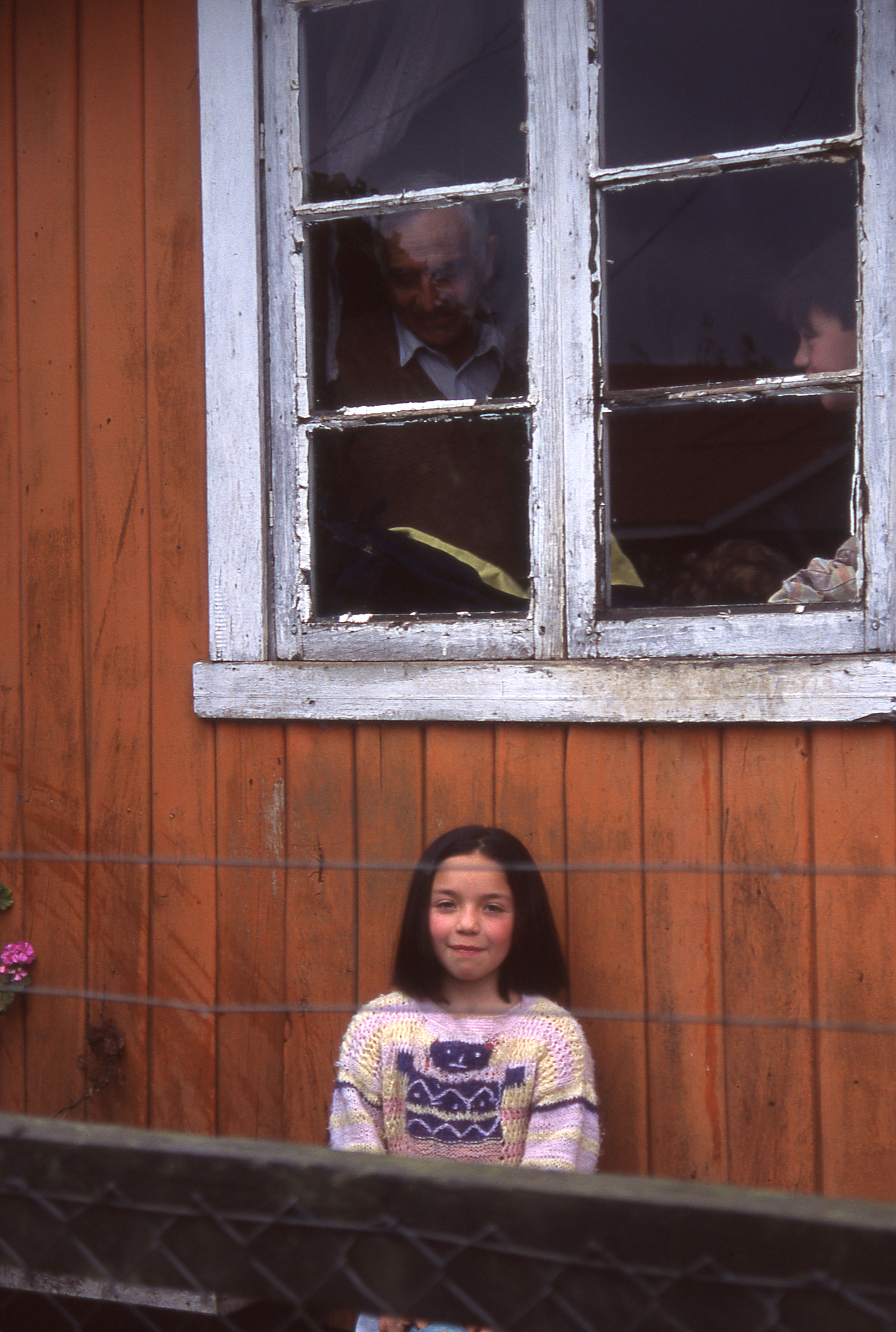 Niña de la población Lolquellén Niña de la población Lolquellén