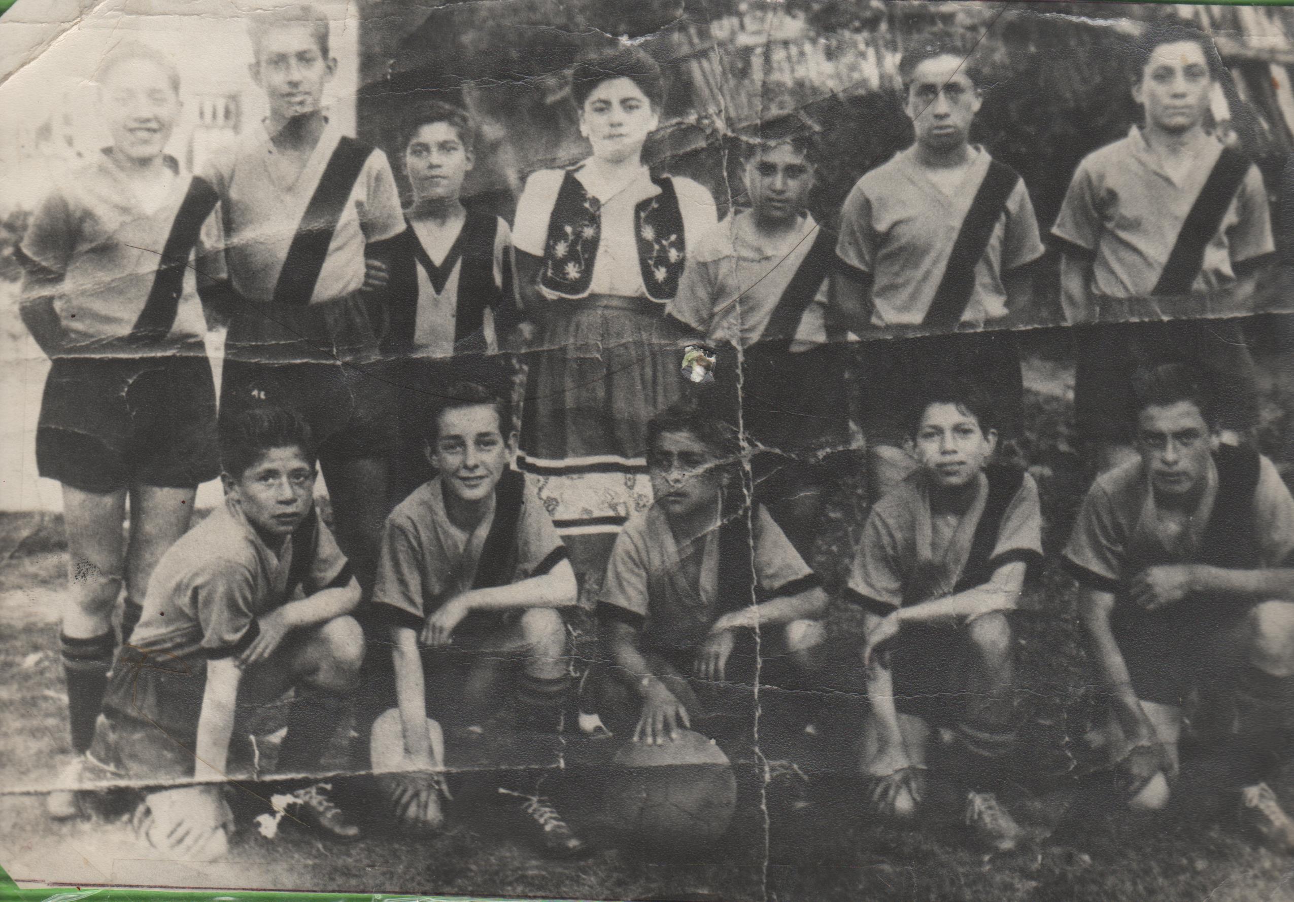 Equipo de fútbol infantil Equipo de fútbol infantil