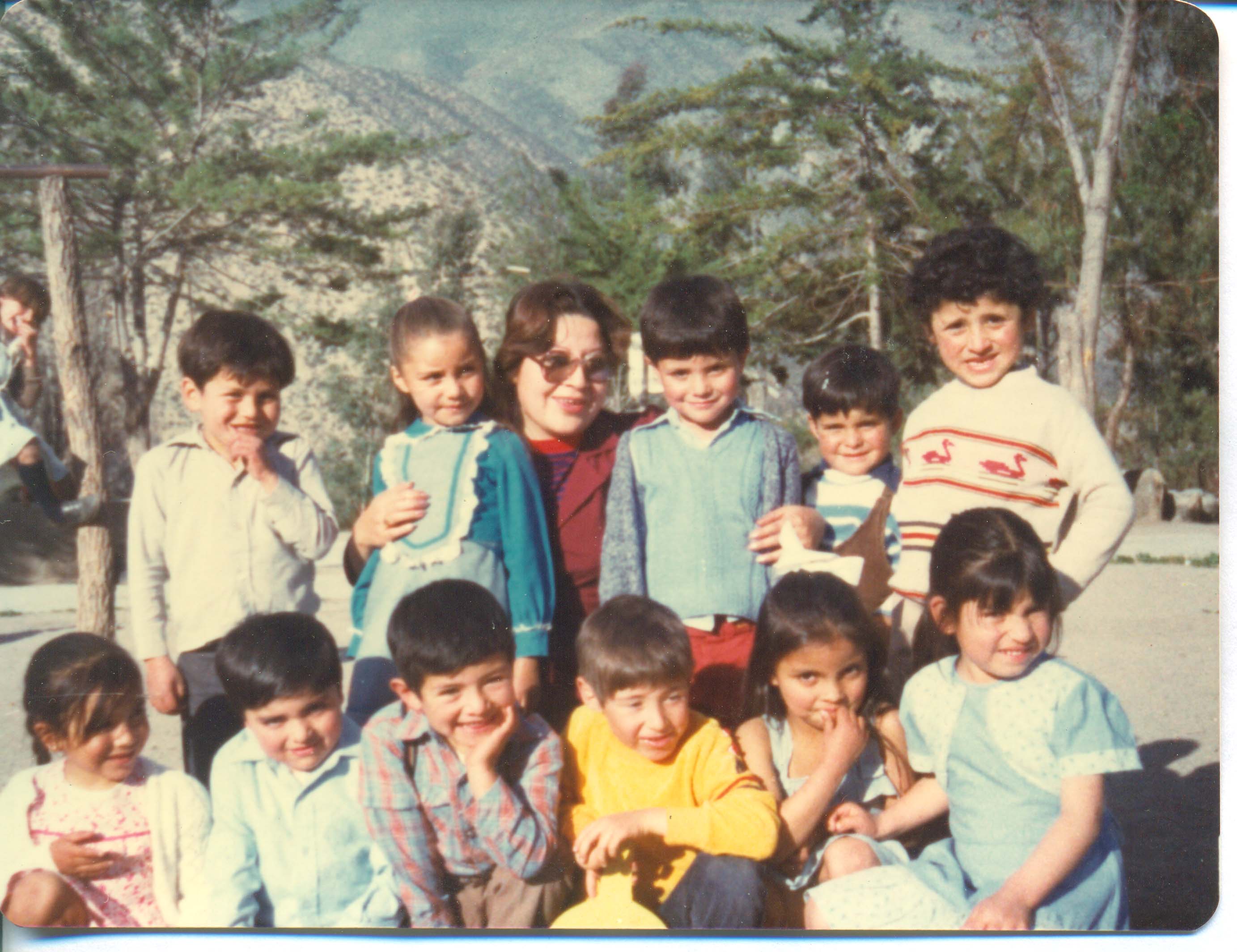 Alumnos de la Escuela Tulahuén Alumnos de la Escuela Tulahuén