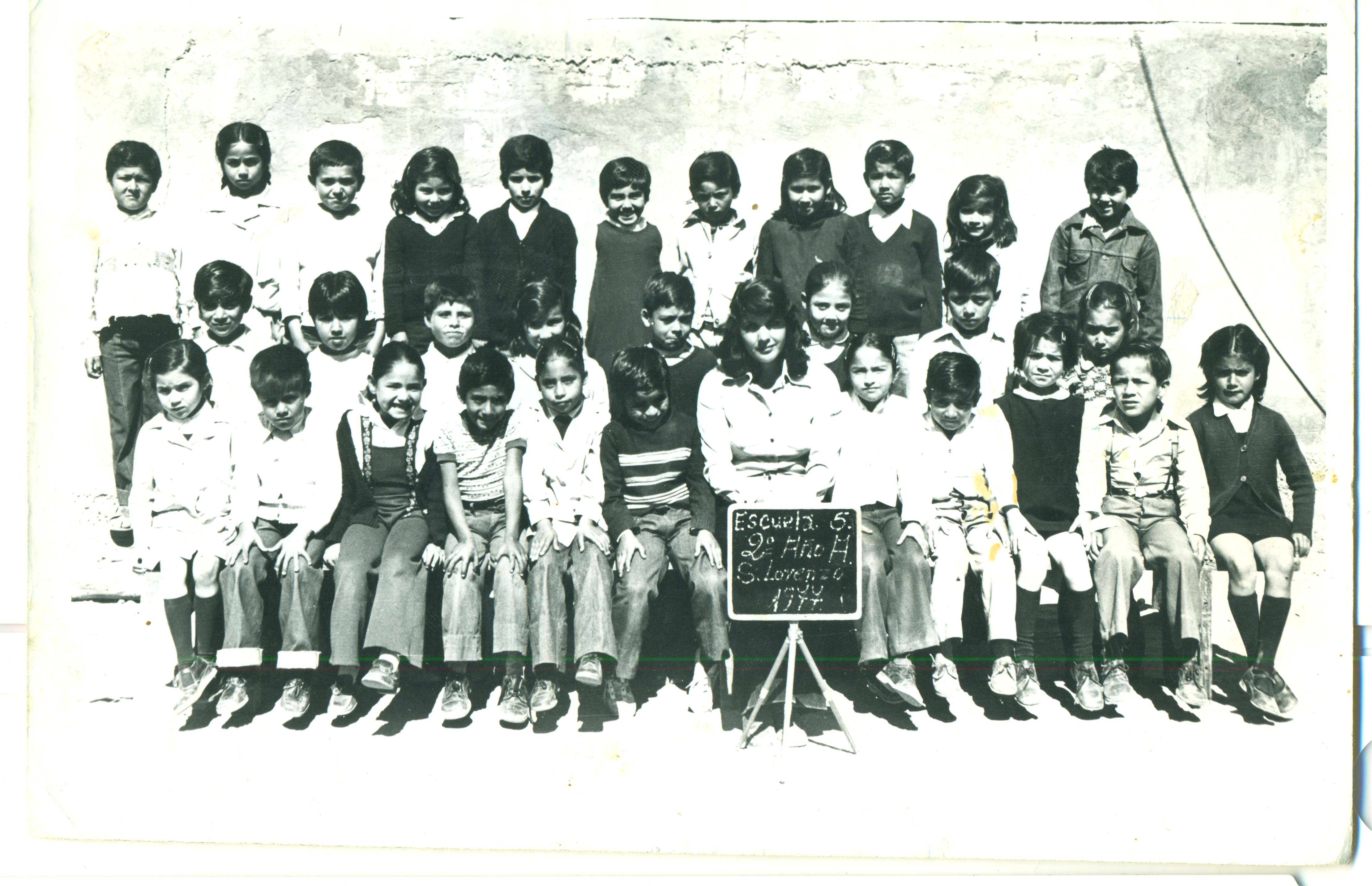 Profesora jefe y sus alumnos Profesora jefe y sus alumnos