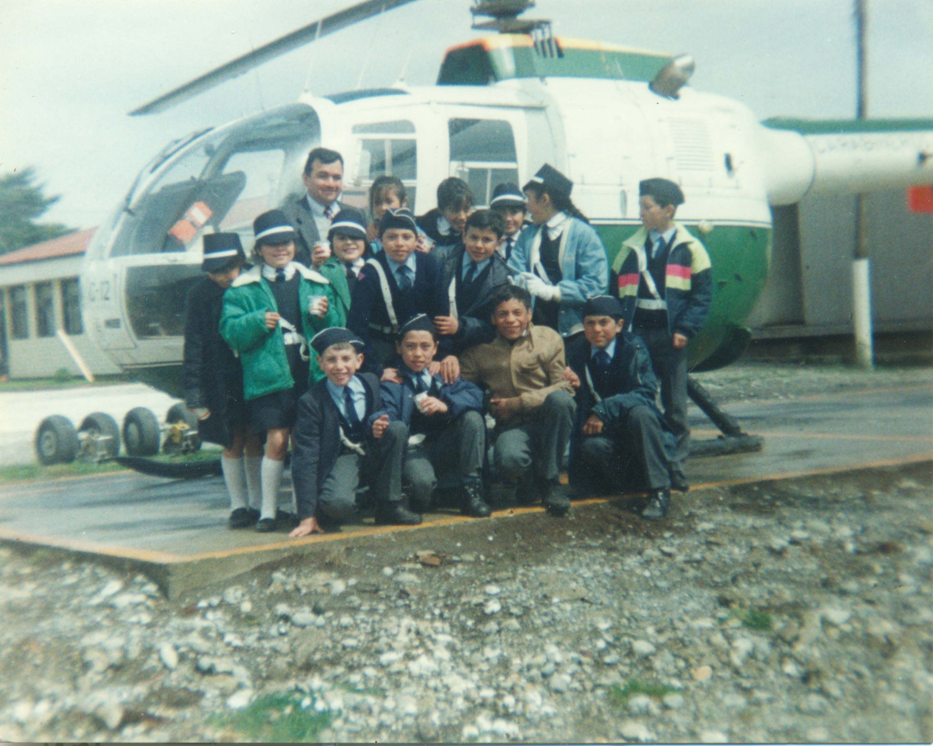 Paseo de alumnos de la Escuela de Hombres Paseo de alumnos de la Escuela de Hombres