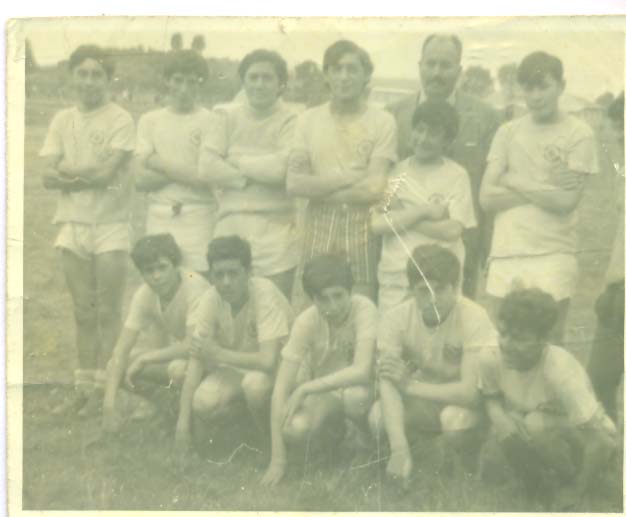 Equipo de fútbol de la Escuela N°11 de Quellón Equipo de fútbol de la Escuela N°11 de Quellón