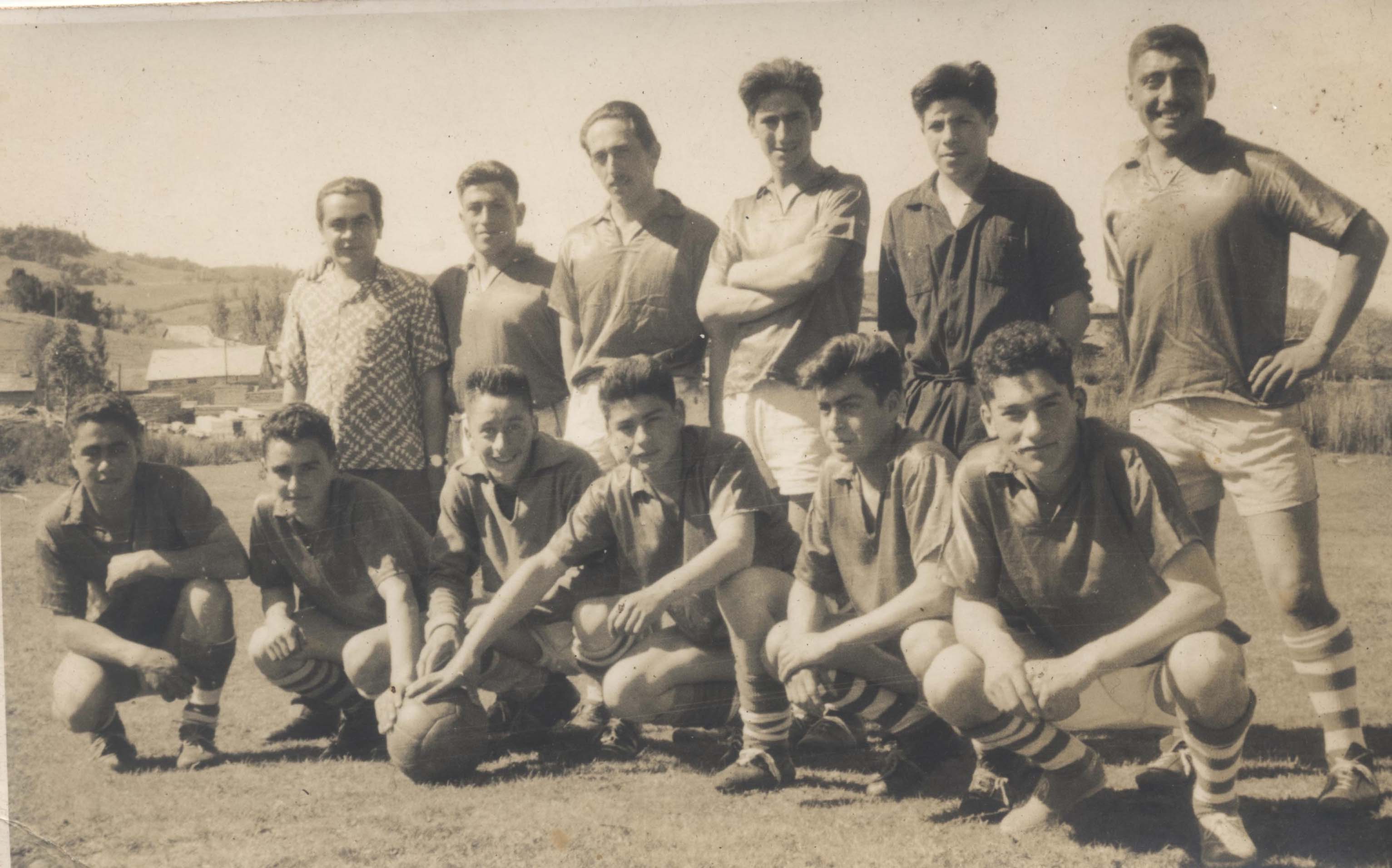 Equipo de fútbol del club deportivo Relámpago Equipo de fútbol del club deportivo Relámpago