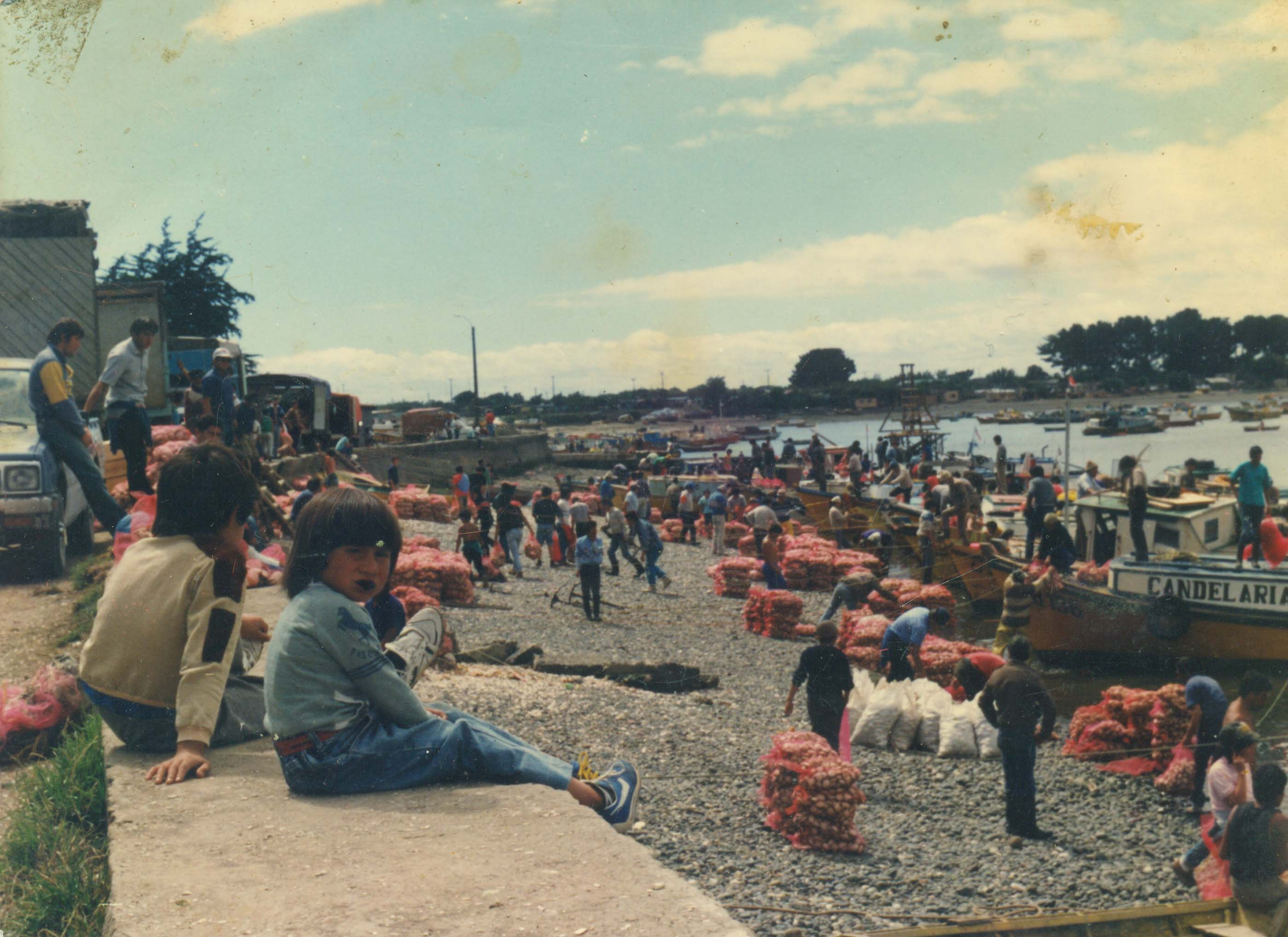 Comercio en la playa de Carelmapu Comercio en la playa de Carelmapu