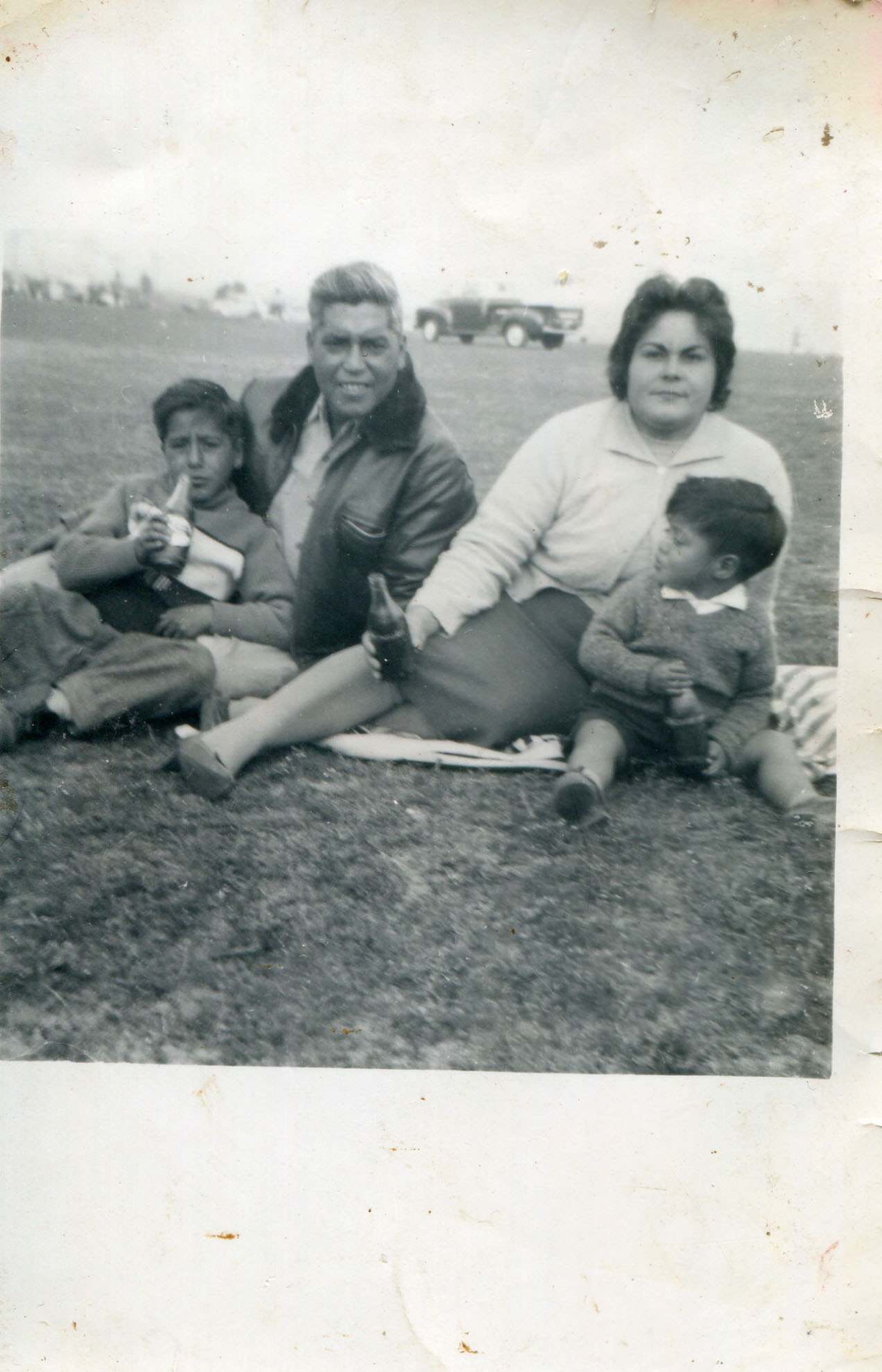 Familia Galleguillos Villarroel en la Pampilla Familia Galleguillos Villarroel en la Pampilla