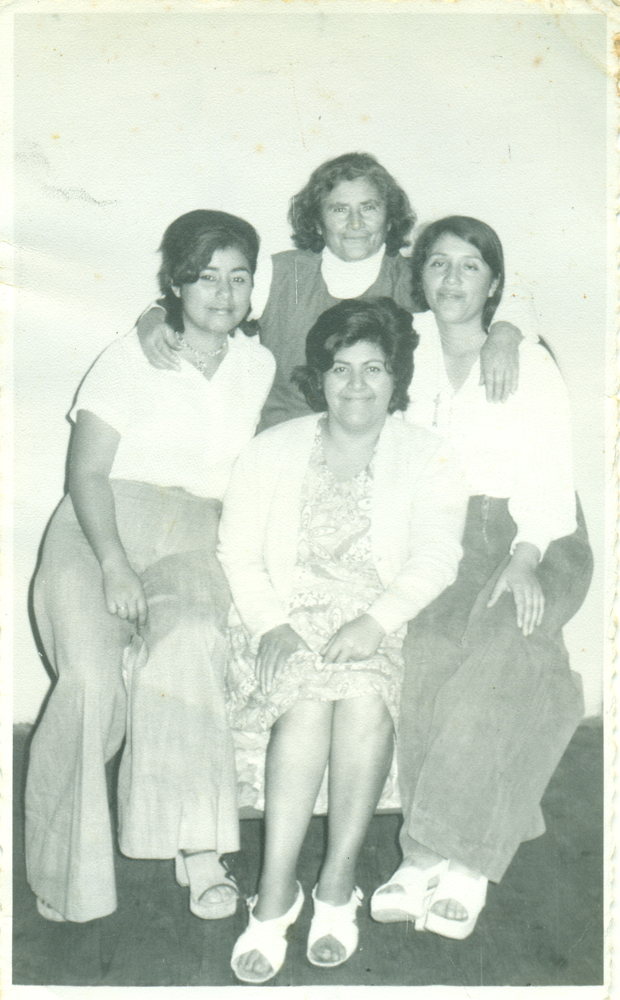 Familia Zambra Familia Zambra