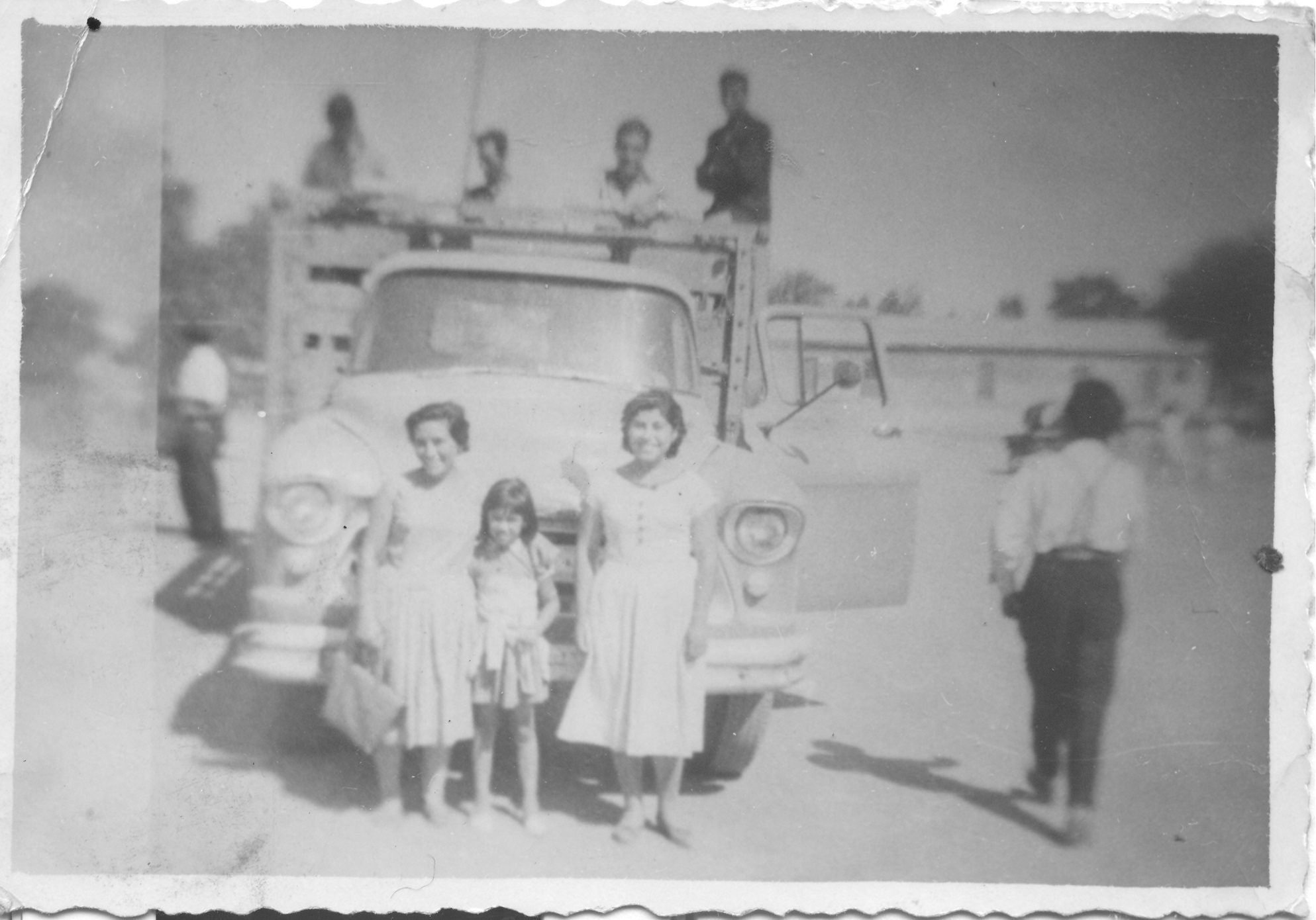 Mujeres de la Hacienda El Tangue Mujeres de la Hacienda El Tangue