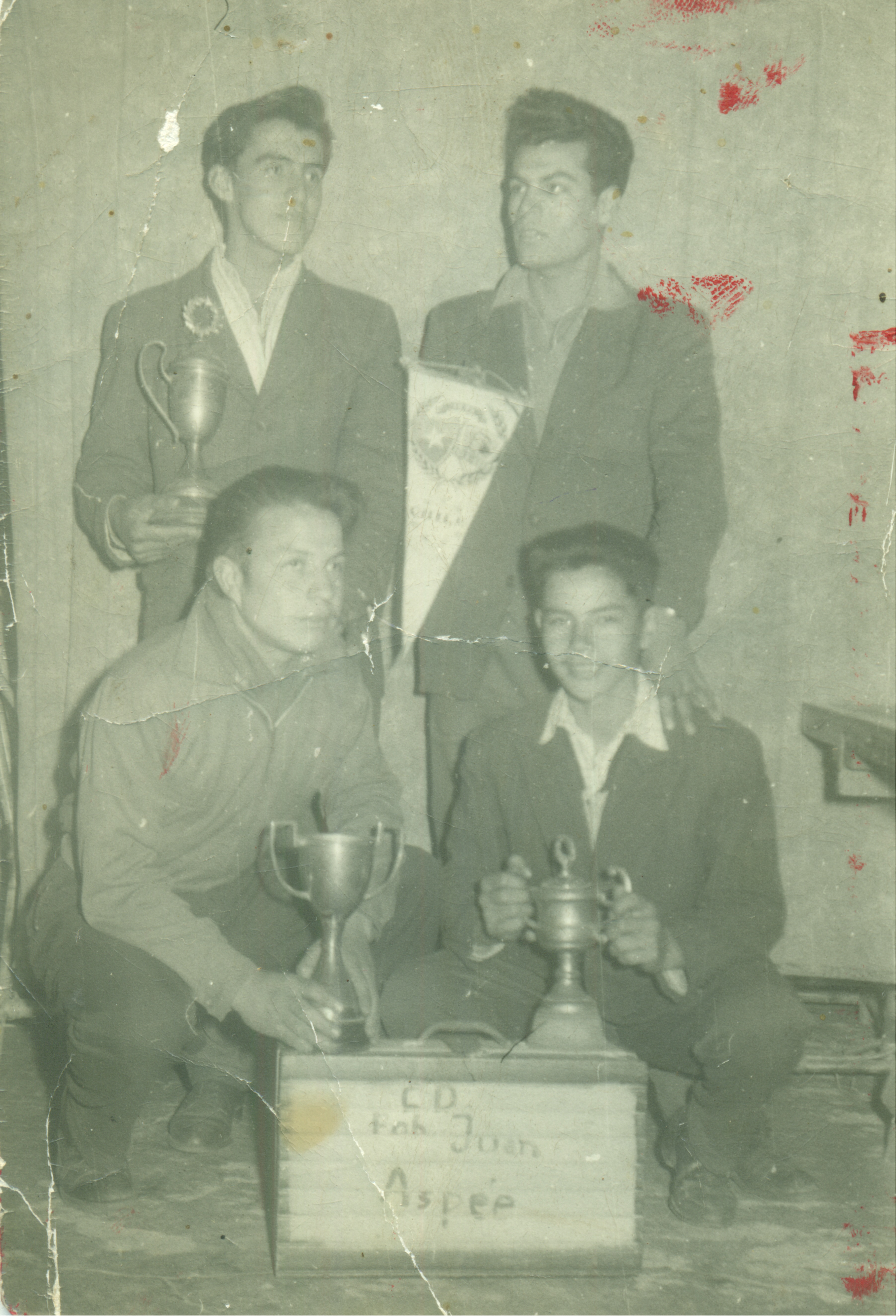 Trofeos del club deportivo Juan Aspeé Trofeos del club deportivo Juan Aspeé