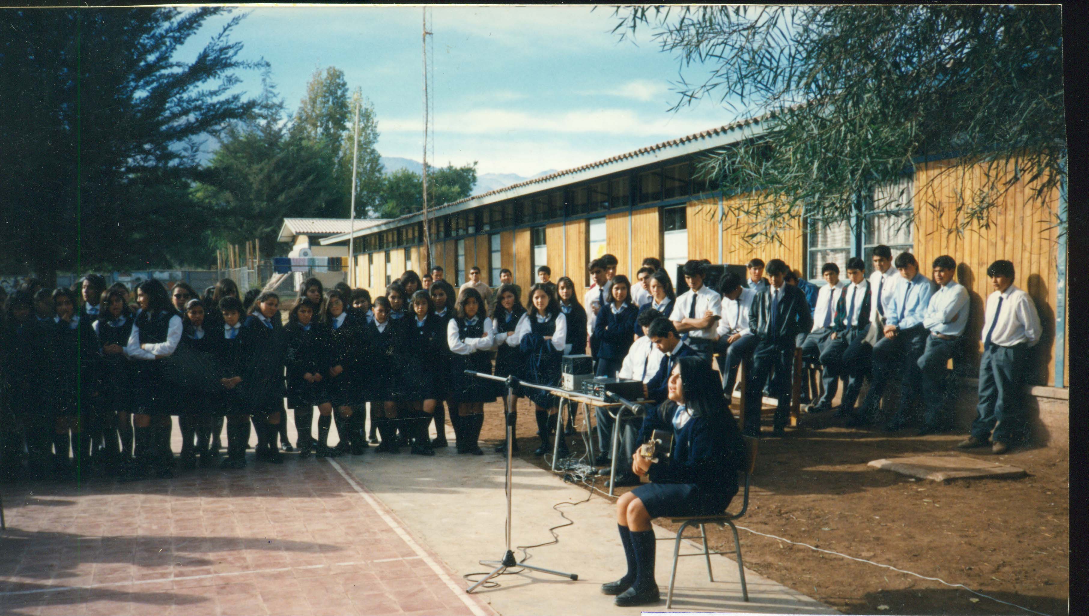 Aniversario del Liceo Samuel Román Rojas Aniversario del Liceo Samuel Román Rojas