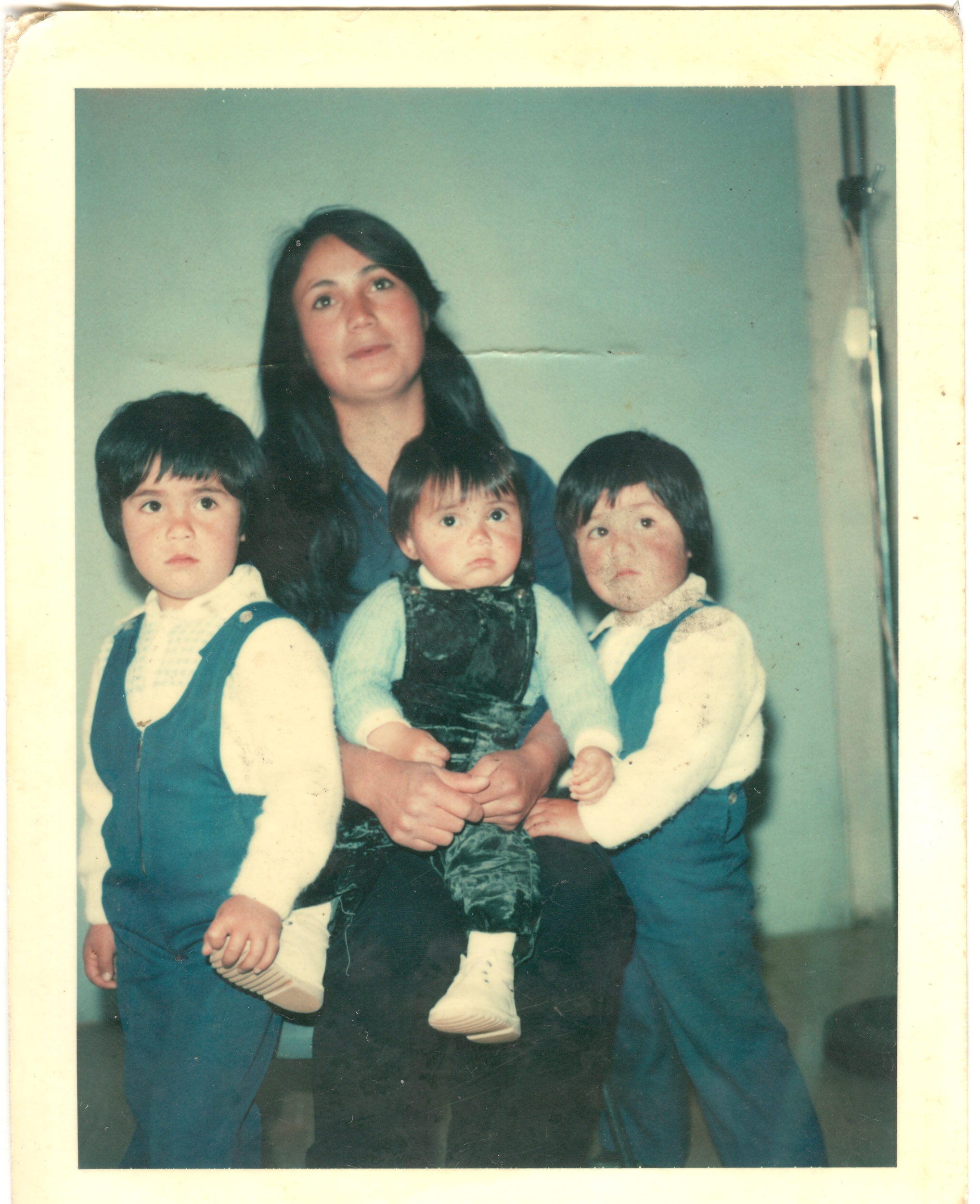 Nury Ramírez y sus hijas Nury Ramírez y sus hijas