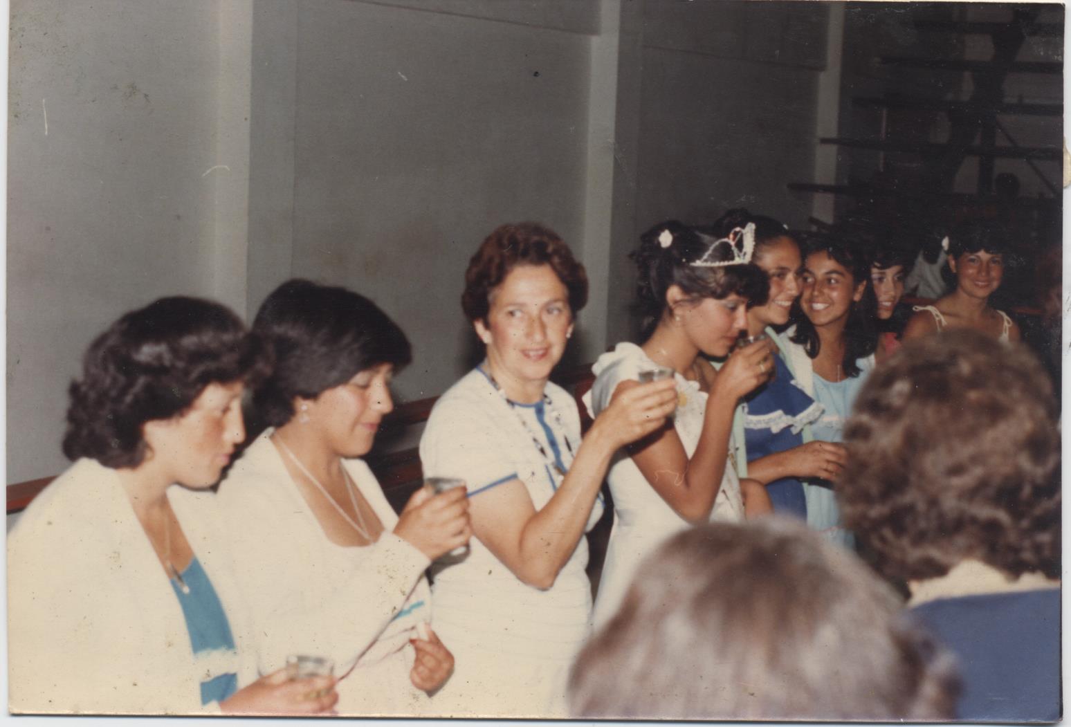 Brindis de coronación de la reina de la Semana Corraleña Brindis de coronación de la reina de la Semana Corraleña