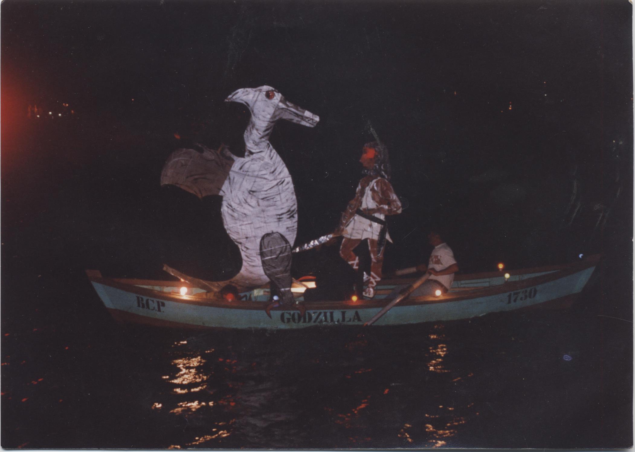 Bote alegórico Bote alegórico