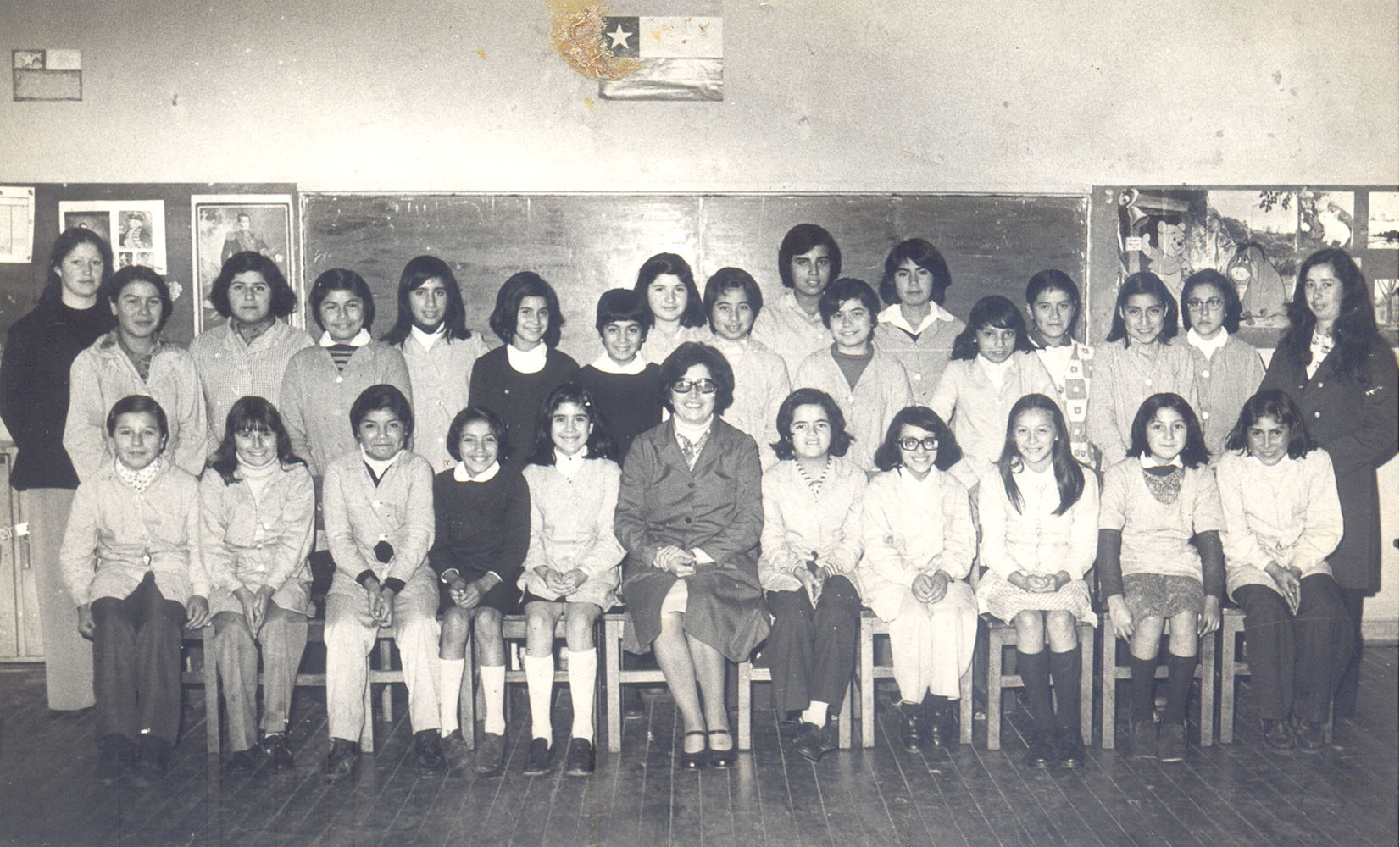 Estudiantes de la escuela Yerbas Buenas Estudiantes de la escuela Yerbas Buenas