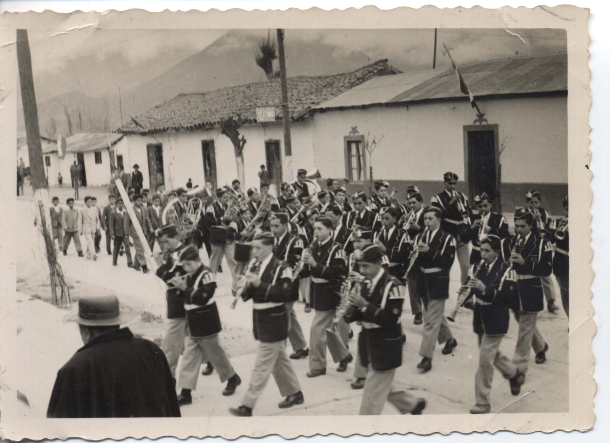 Procesión hacia parroquia San José de Catemu Procesión hacia parroquia San José de Catemu