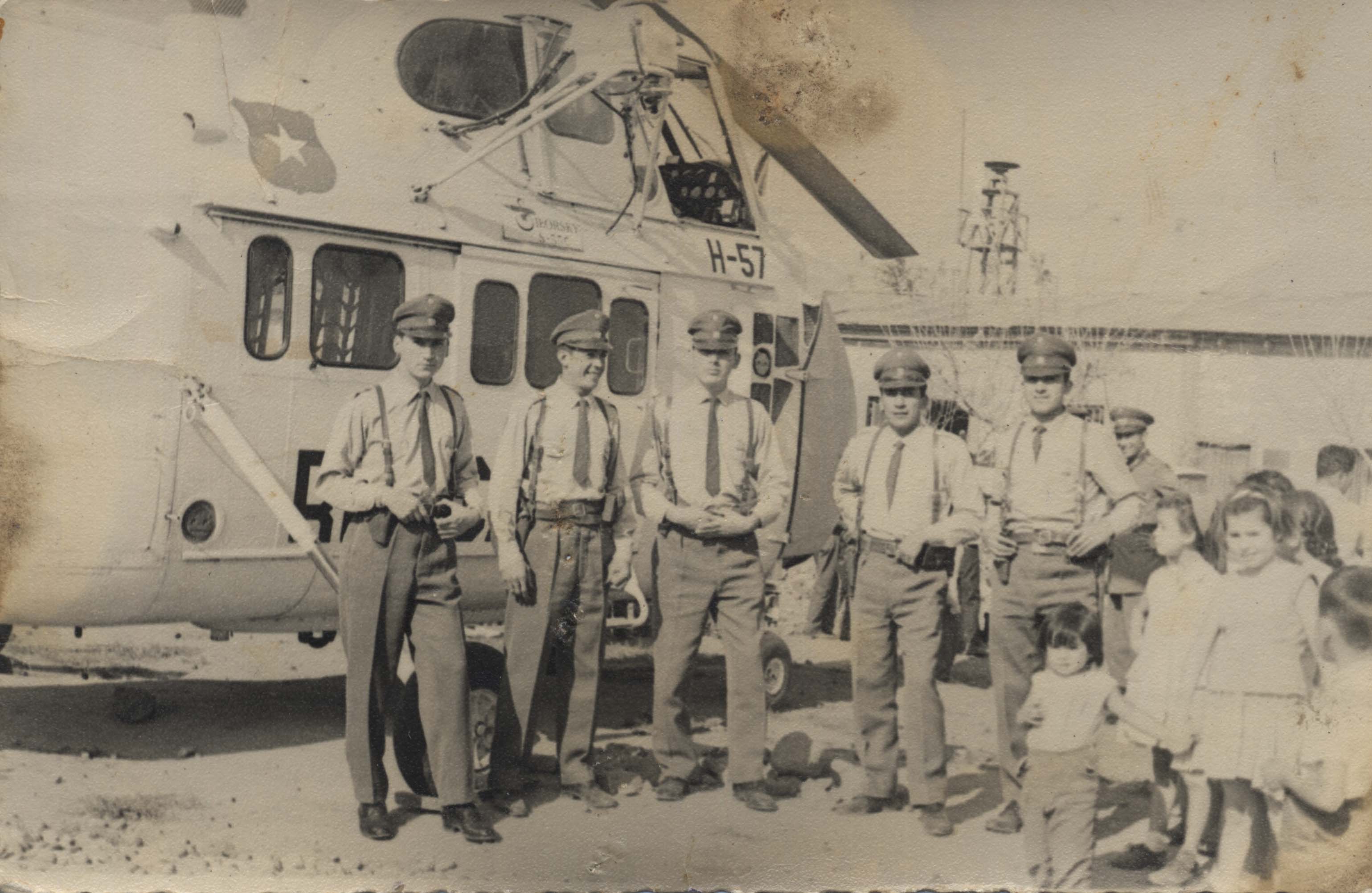 Ayuda de carabineros por el terremoto de 1965 Ayuda de carabineros por el terremoto de 1965