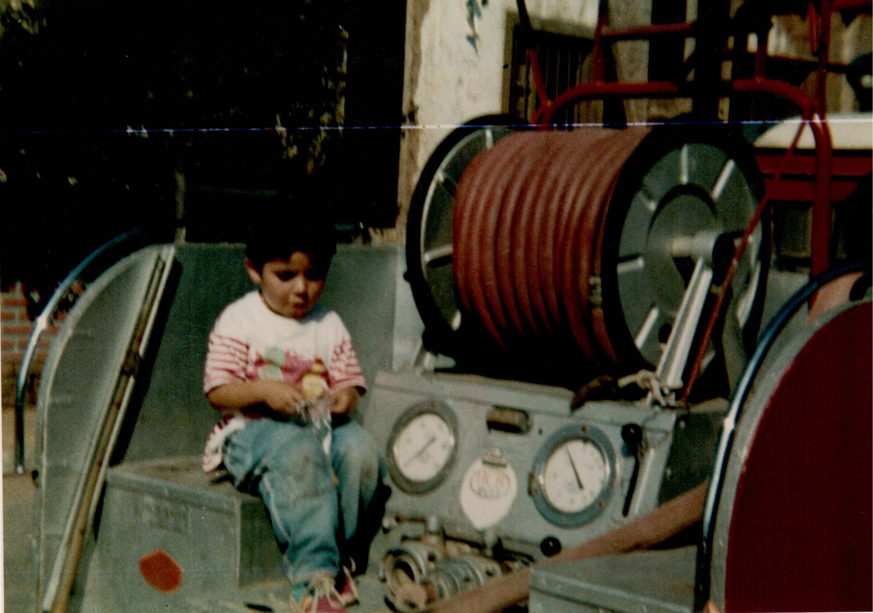 Hijo de padres bomberos Hijo de padres bomberos