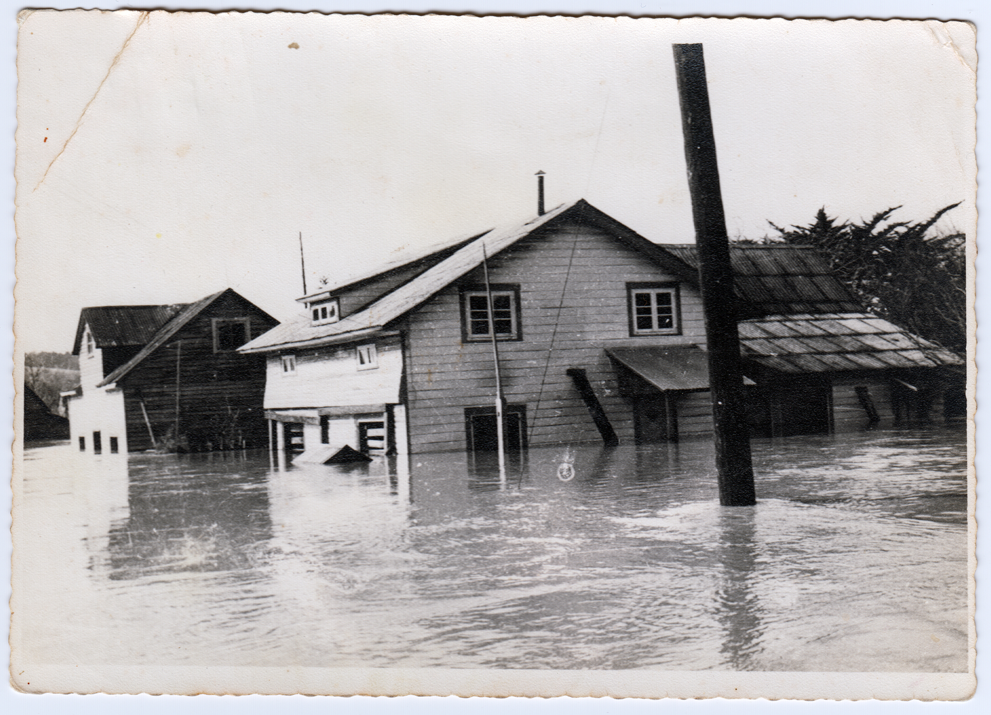 Casa de la familia Santos Rivero inundada por el Riñihuazo Casa de la familia Santos Rivero inundada por el Riñihuazo