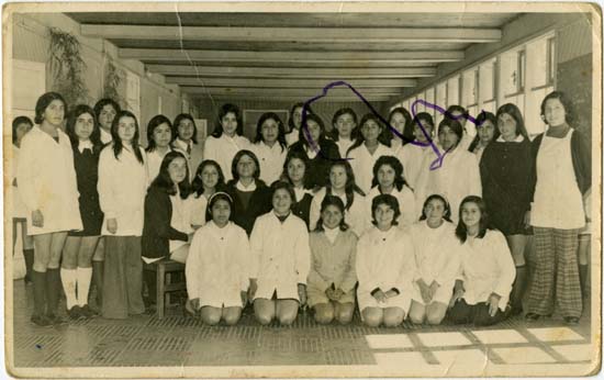 Graduación en Escuela de Niñas Graduación en Escuela de Niñas