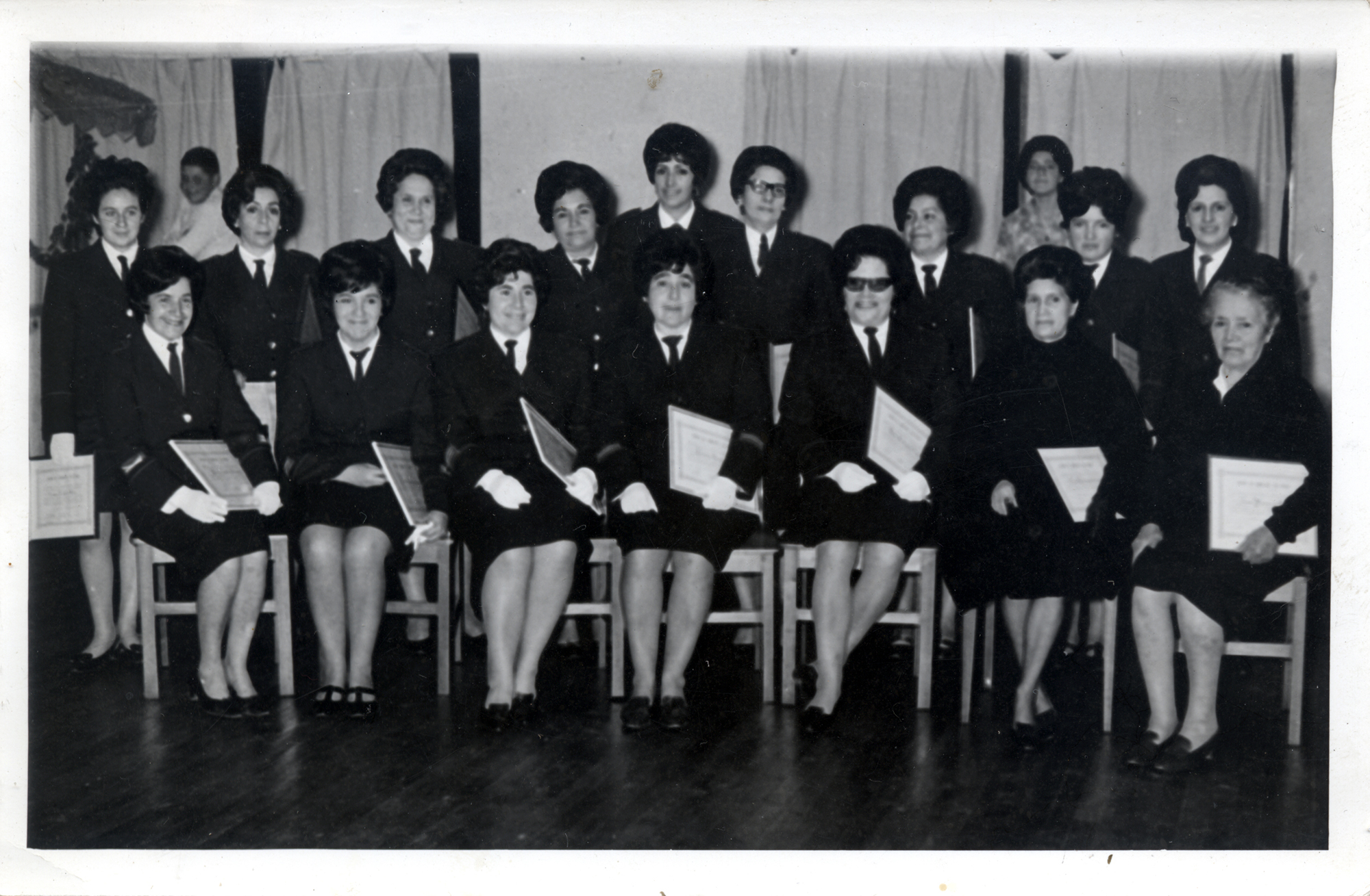 Voluntarias con diploma Voluntarias con diploma